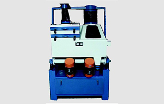 產(chǎn)品名稱：系列篩打去石組合清糧機(jī)
產(chǎn)品型號(hào)：
產(chǎn)品規(guī)格：