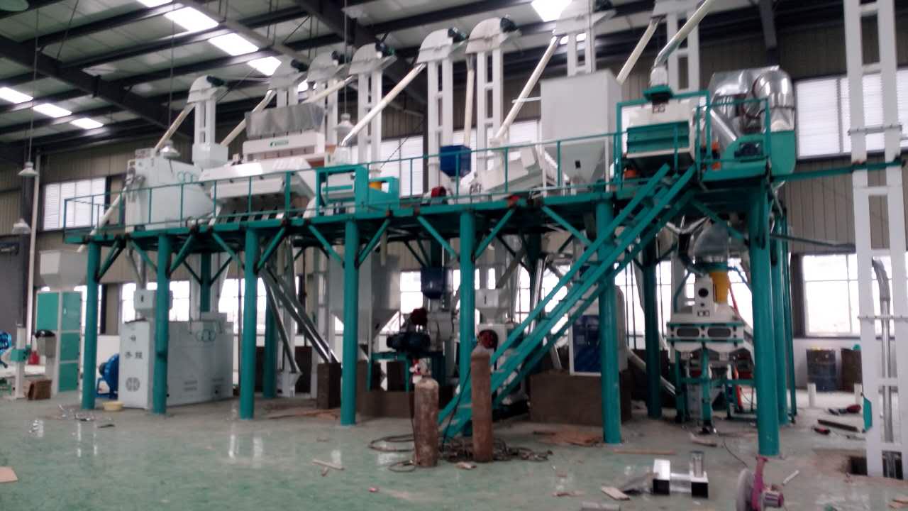 產(chǎn)品名稱(chēng)：大米加工設(shè)備50噸到100噸
產(chǎn)品型號(hào)：
產(chǎn)品規(guī)格：